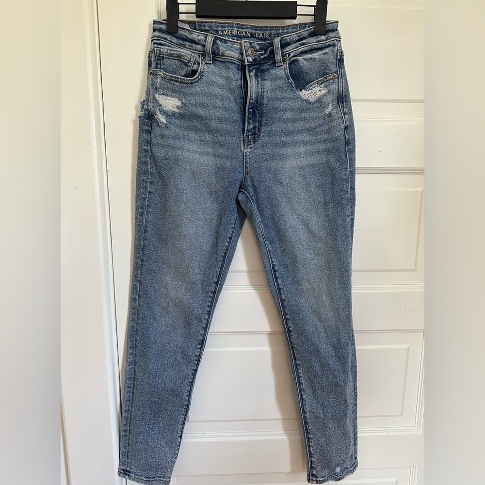 american eagle mom jeans